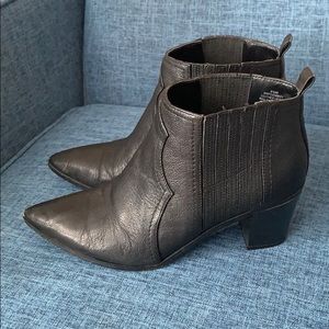 Nine West booties